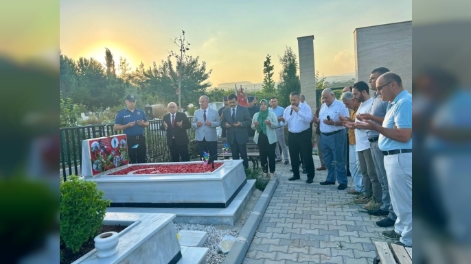 15 Temmuz’un Ruhu Şehitlikte Yaşatıldı.