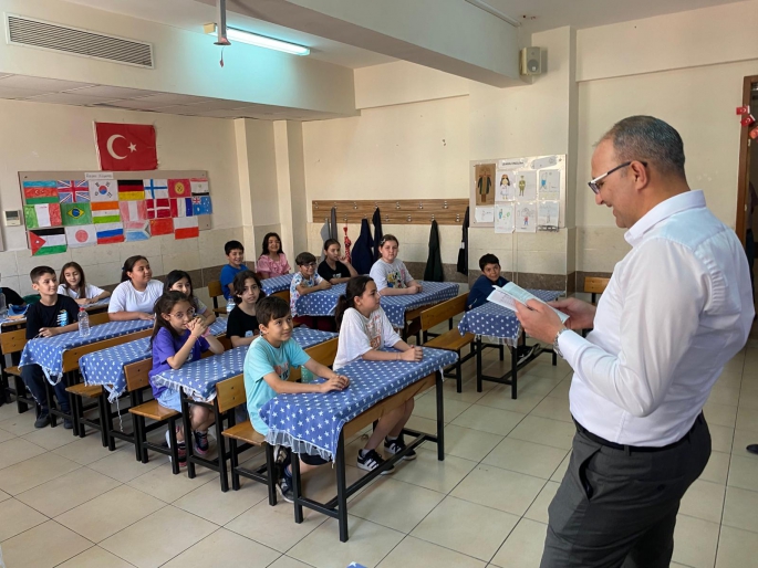 SULTAN AKIN 4/C SINIFI ÖĞRENCİLERİN  KİTAP SEVİNCİ
