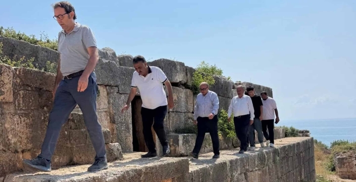 Tarihi 2 Bin Yıllık Tarihi Roma Yolu Gün Yüzüne Çıkartıldı 